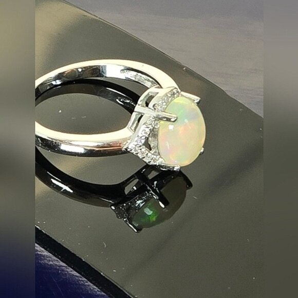 925 Sterling Silver Ring Sz 6.75 With Natural White Opal 6x9mm & Cz - Picture 10 of 12